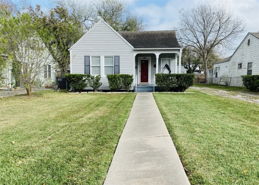 2822 Topeka Street Corpus Christi TX 78404