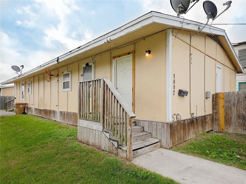 1802 16th Street Corpus Christi TX 78404