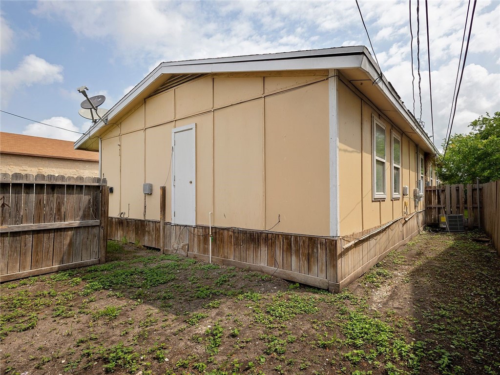 1802 16th Street Corpus Christi TX 78404