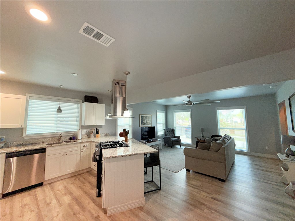 455 Louisiana Avenue Corpus Christi TX 78404