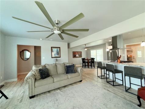 455 Louisiana Avenue Corpus Christi TX 78404