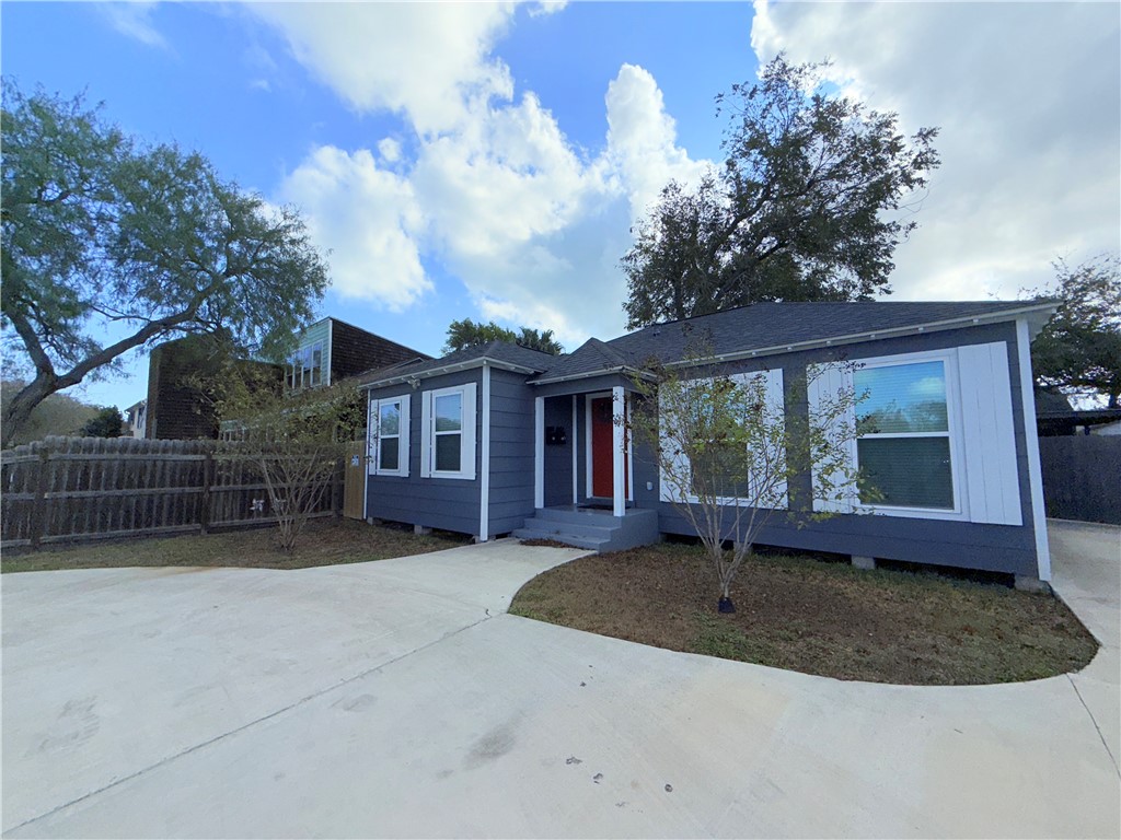 455 Louisiana Avenue Corpus Christi TX 78404