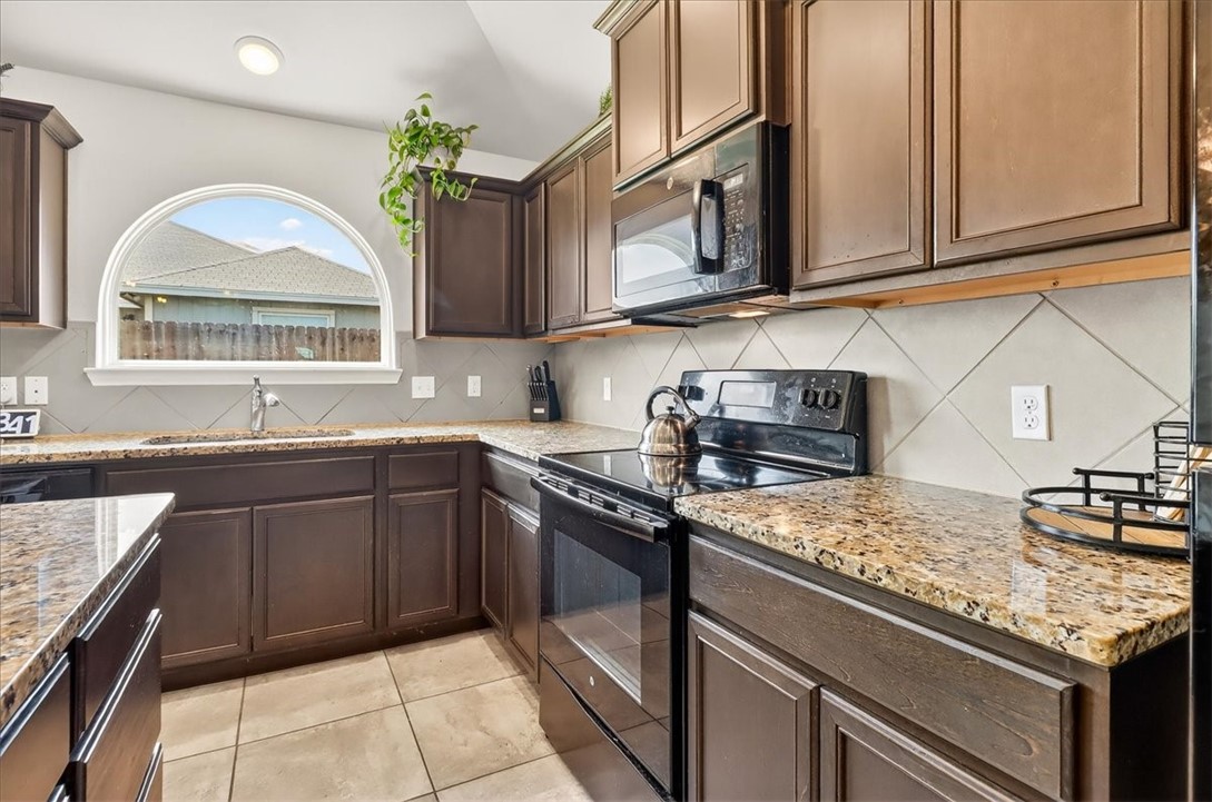 6769 Mikayla Street Corpus Christi TX 78413