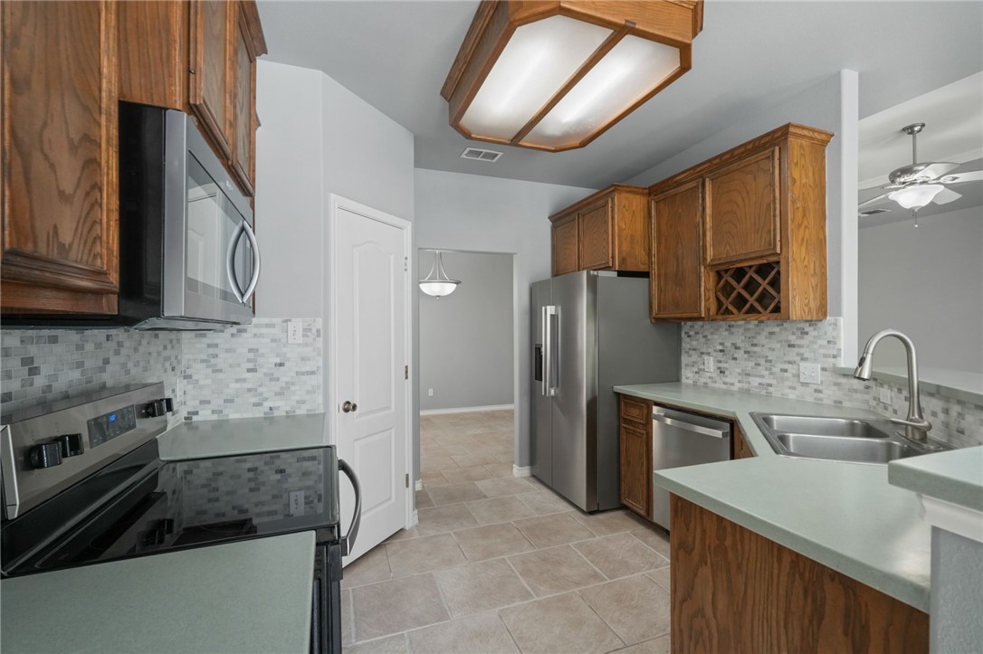 3141 Quail Springs Corpus Christi TX 78414