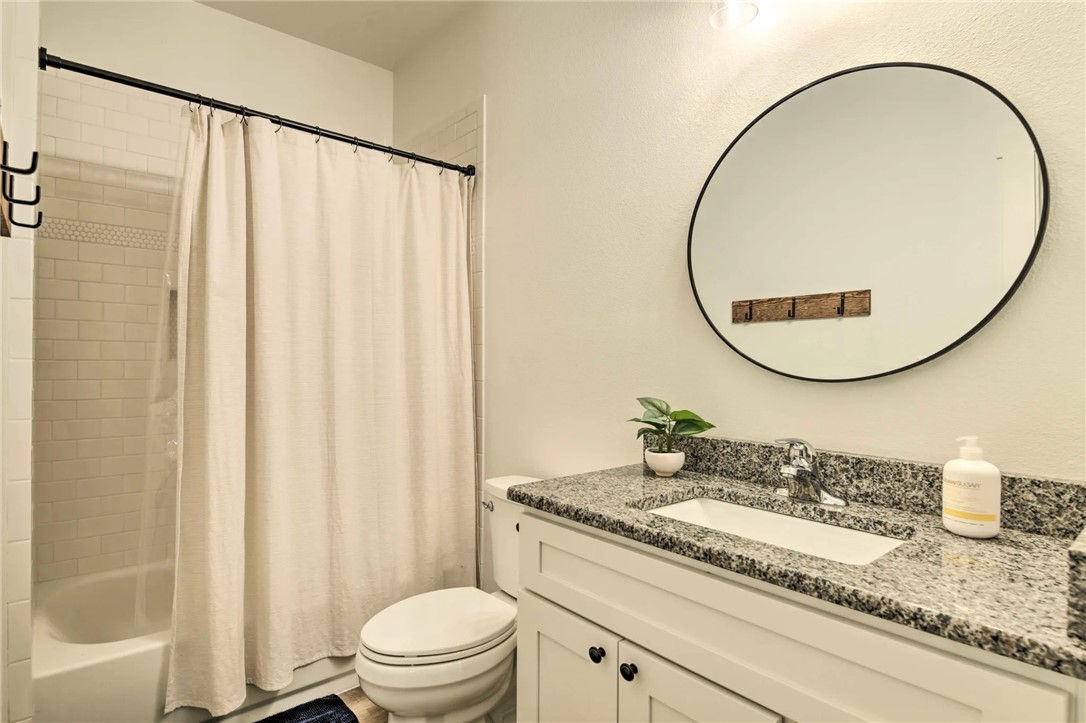 301 Rustic Oak Rockport TX 78382