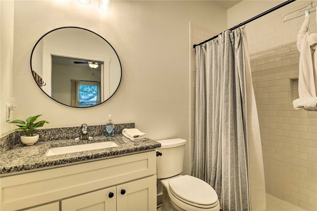 301 Rustic Oak Rockport TX 78382