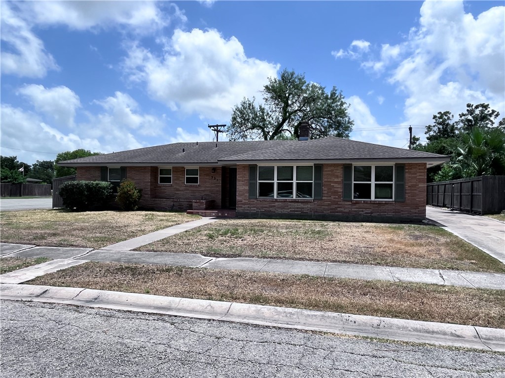 501 Dolphin Place Corpus Christi TX 78411