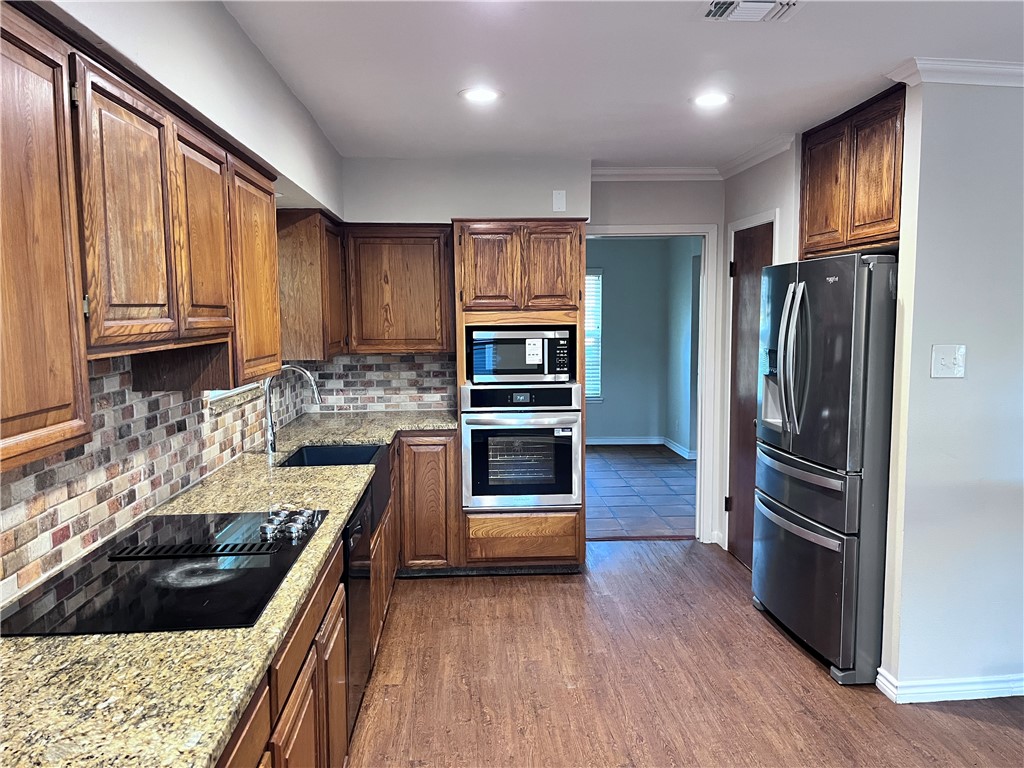501 Dolphin Place Corpus Christi TX 78411
