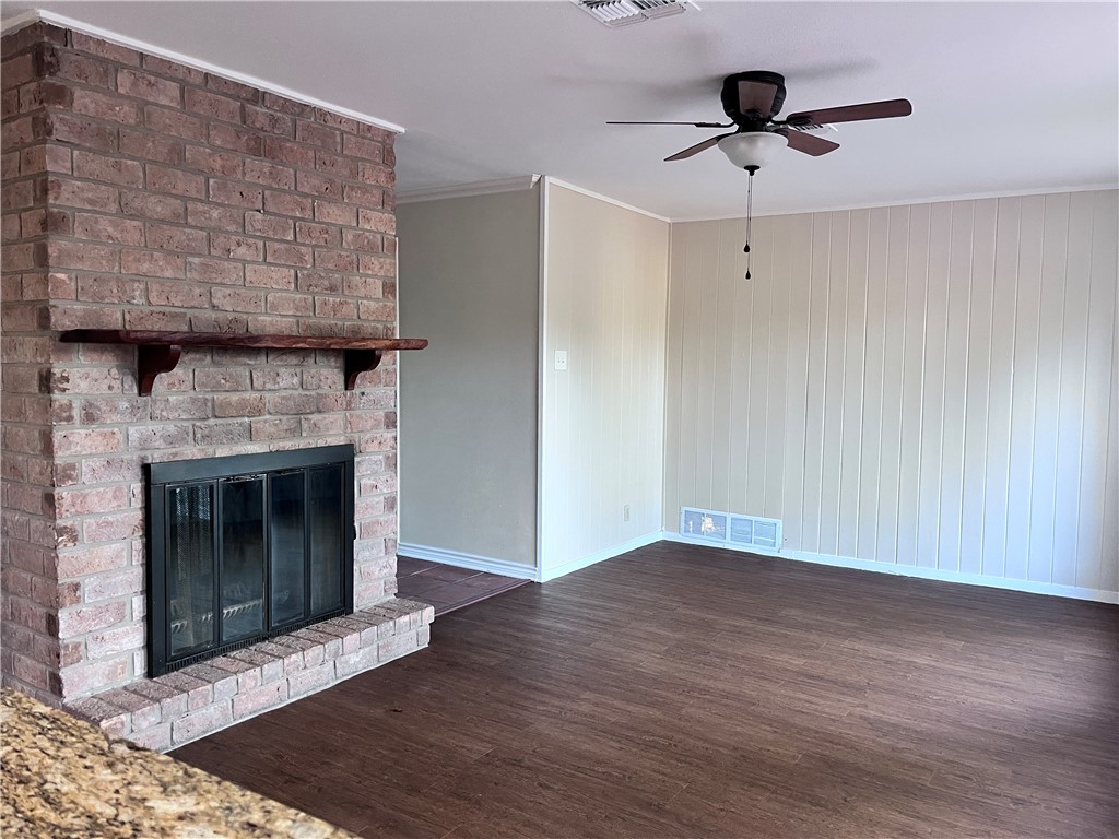 501 Dolphin Place Corpus Christi TX 78411