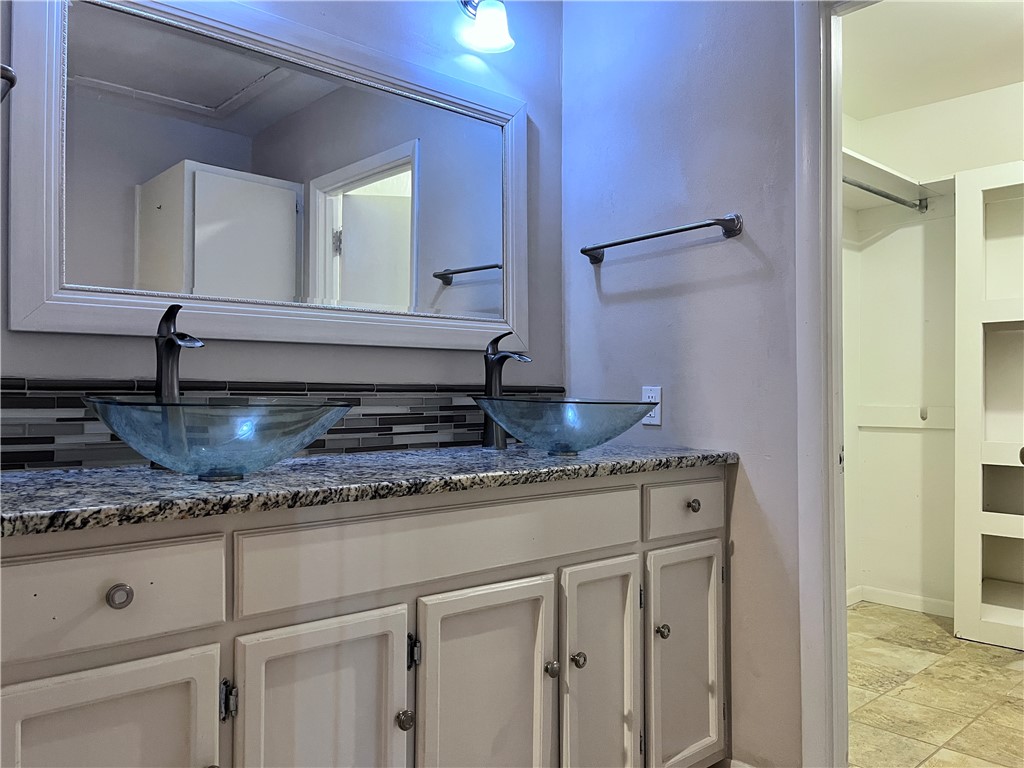 501 Dolphin Place Corpus Christi TX 78411