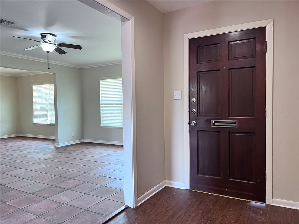 501 Dolphin Place Corpus Christi TX 78411