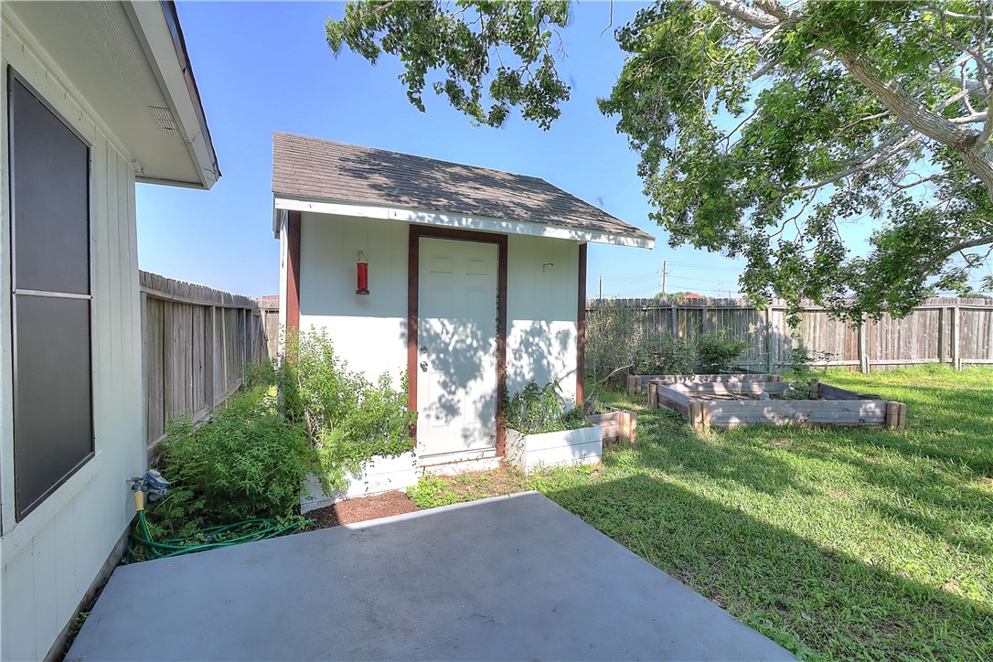 7605 Cougar Drive Corpus Christi TX 78414
