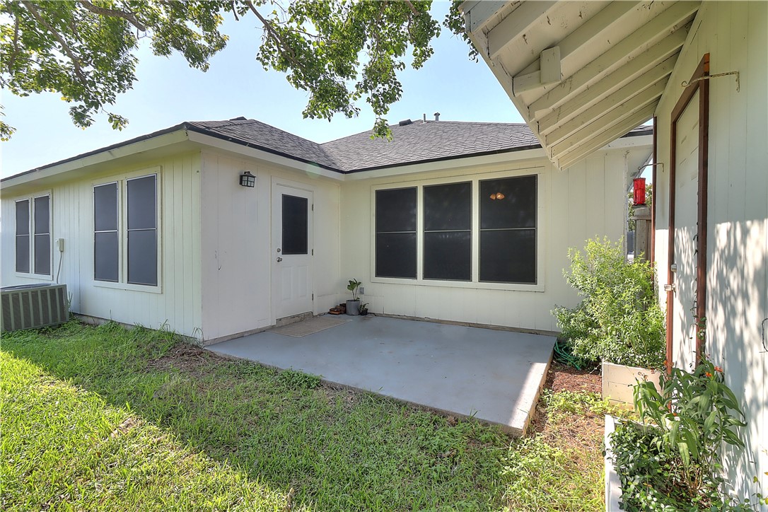 7605 Cougar Drive Corpus Christi TX 78414