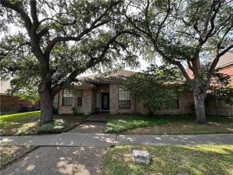 7421 Lake Neuchatel Drive Corpus Christi TX 78413