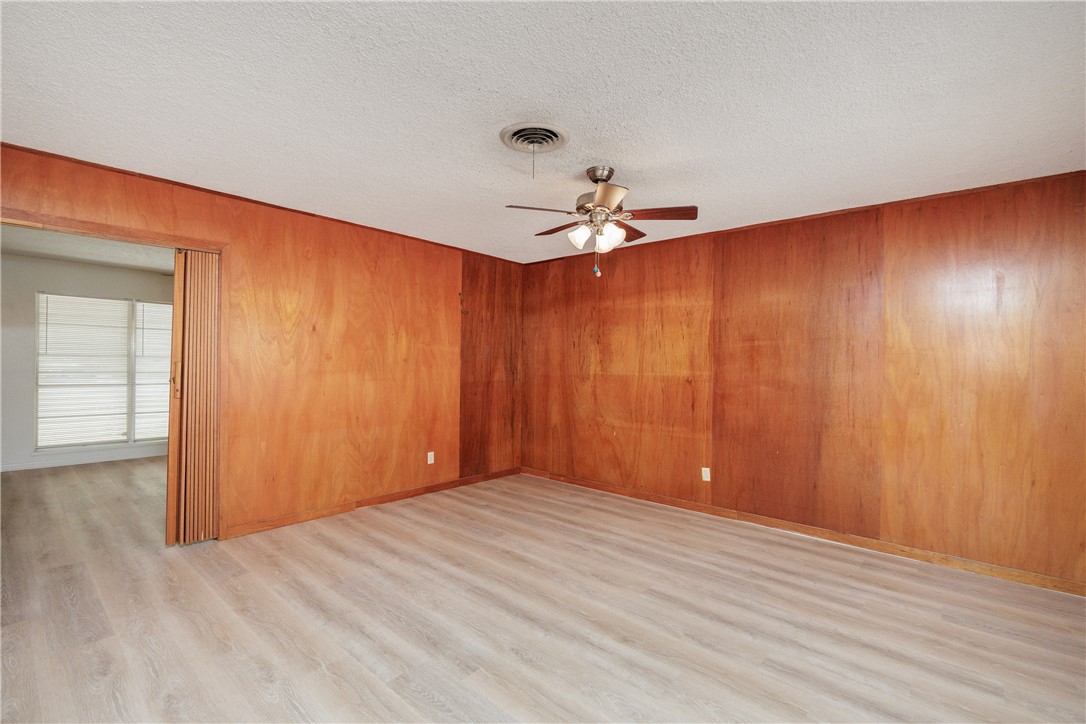 1137 Bradshaw Drive Corpus Christi TX 78412