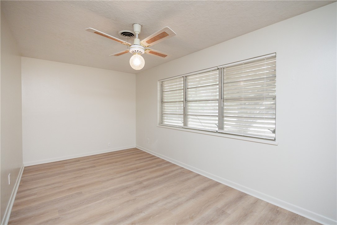 1137 Bradshaw Drive Corpus Christi TX 78412