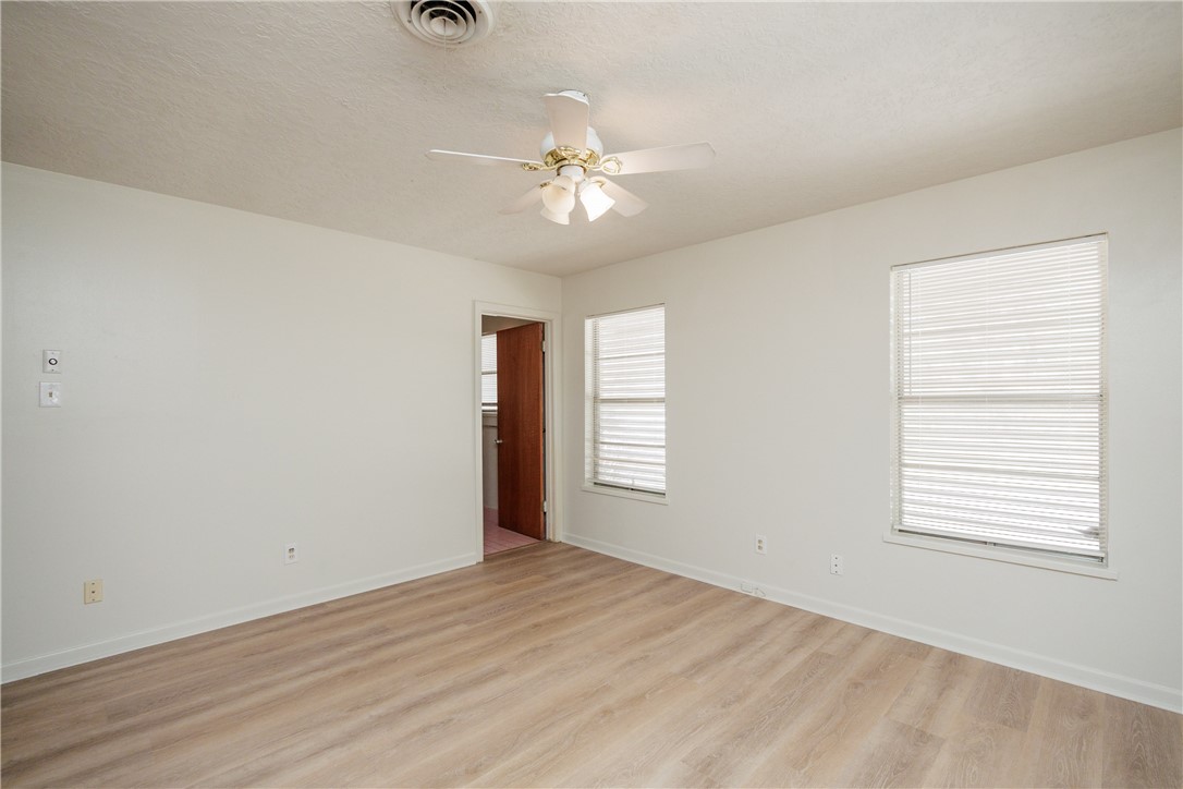 1137 Bradshaw Drive Corpus Christi TX 78412