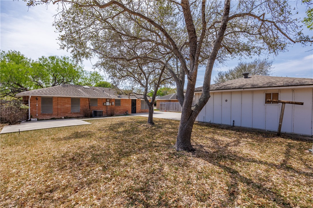 1137 Bradshaw Drive Corpus Christi TX 78412