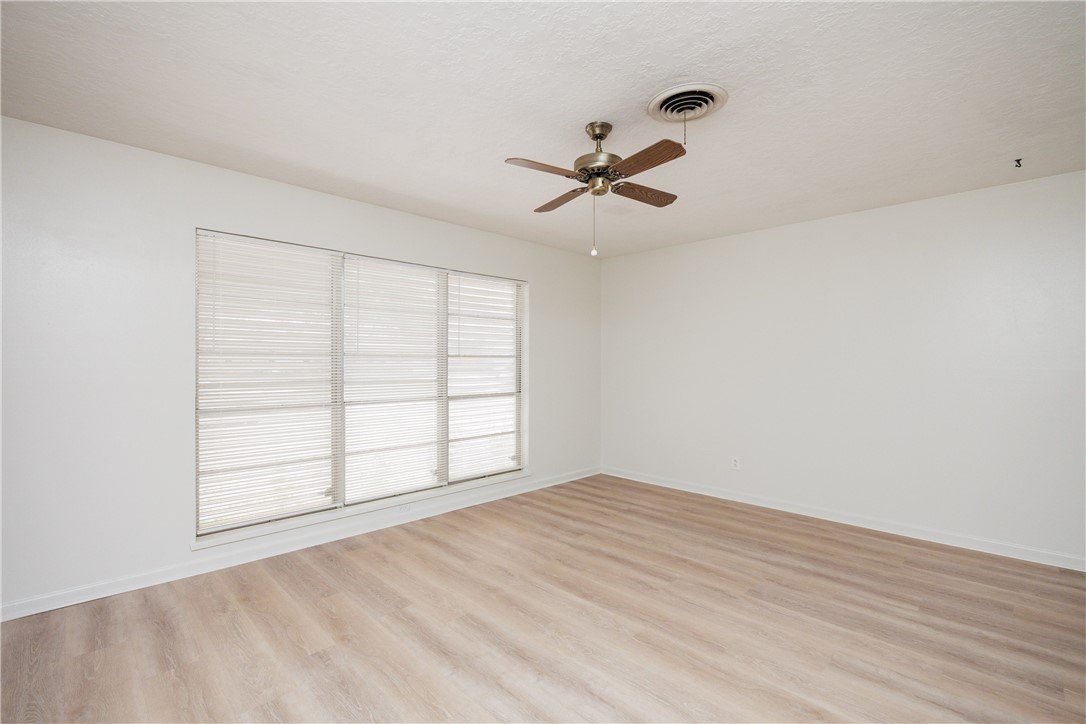 1137 Bradshaw Drive Corpus Christi TX 78412