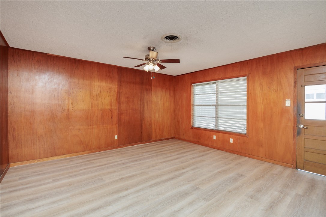 1137 Bradshaw Drive Corpus Christi TX 78412