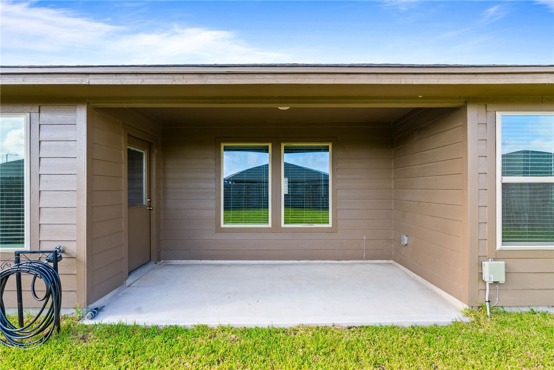1154 Carnaby Street Corpus Christi TX 78415