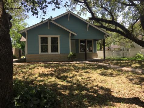 513 W Lee Avenue Kingsville TX 78363