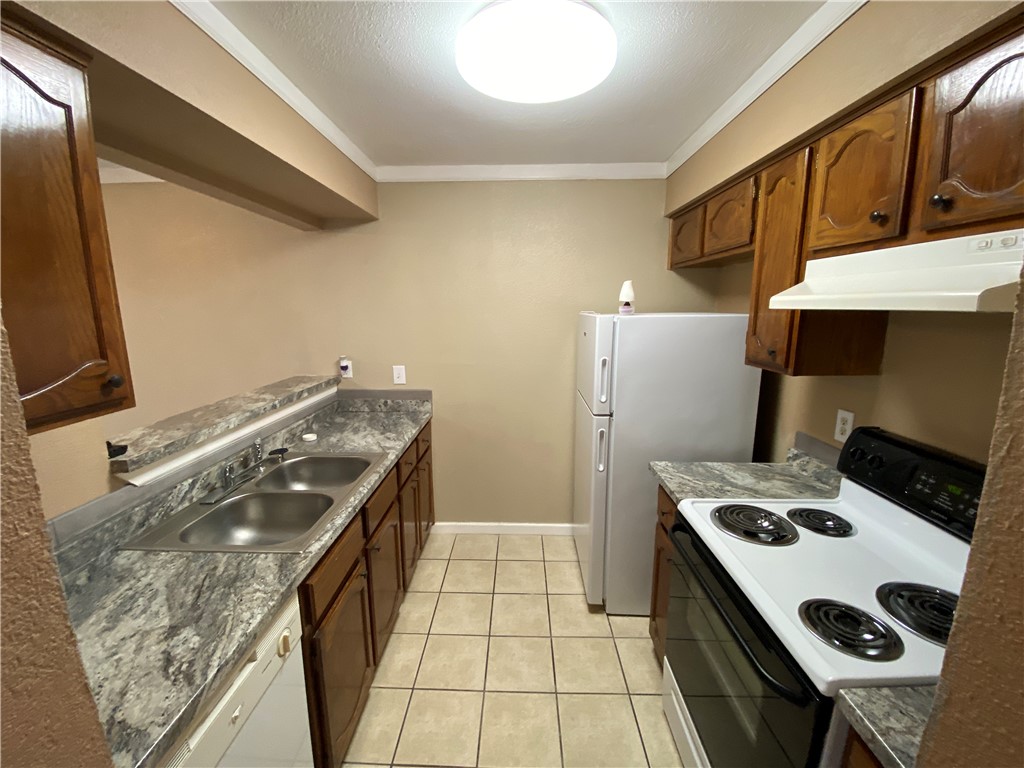 6702 Everhart H-108 Corpus Christi TX 78413