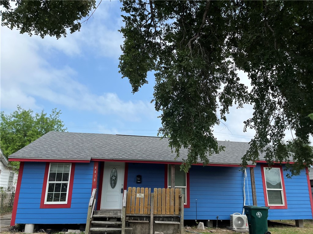 4418 Vestal Street Corpus Christi TX 78416