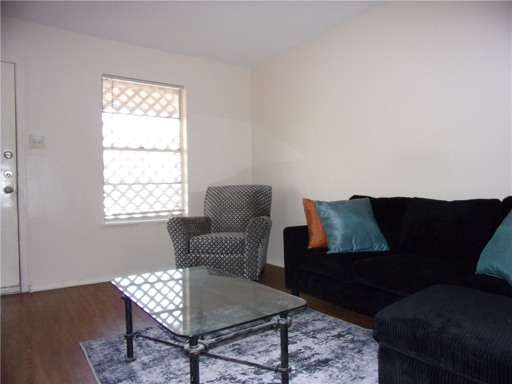 3028 Sunnybrook Corpus Christi TX 78415