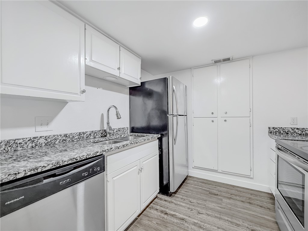 302 Easy B Corpus Christi TX 78418
