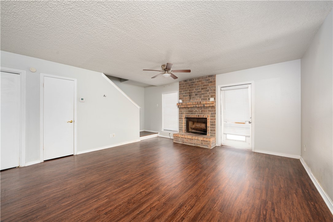 4010 Oak Bay Dr E Corpus Christi TX 78413