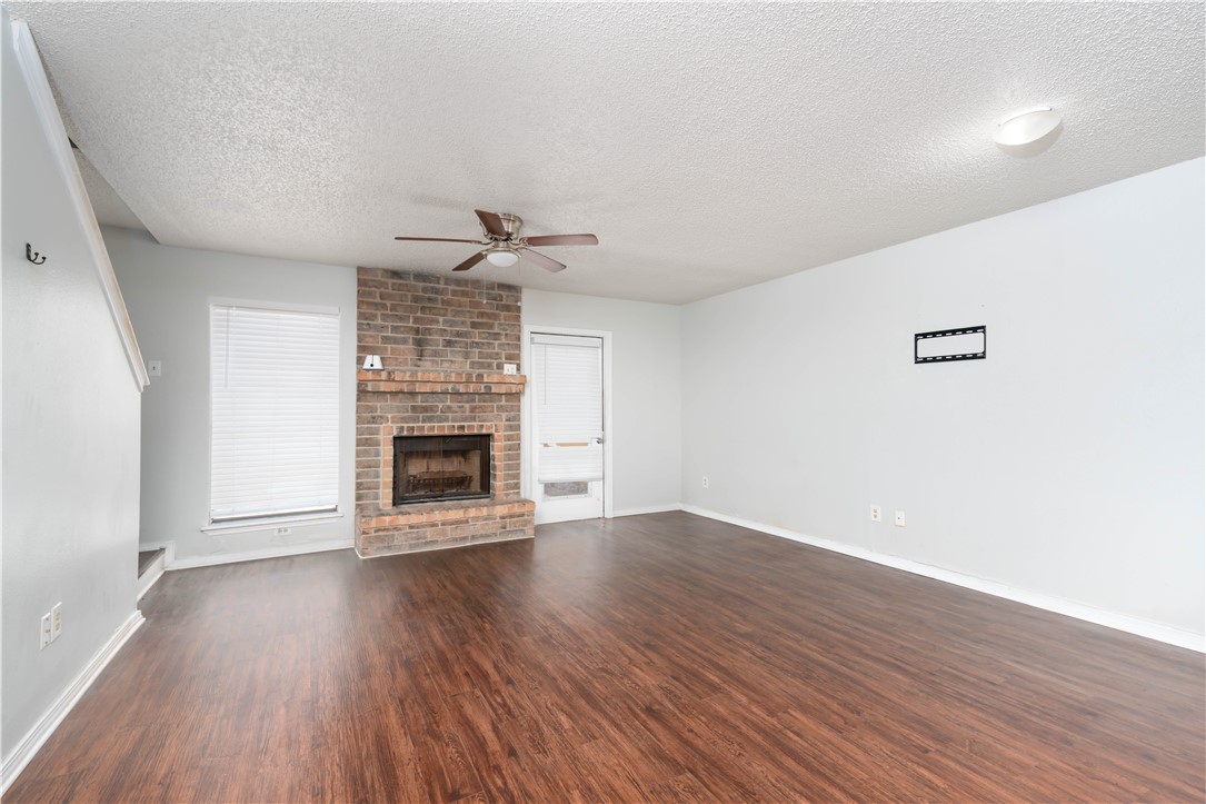 4010 Oak Bay Dr E Corpus Christi TX 78413