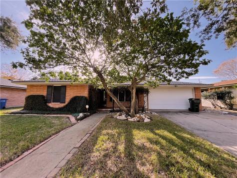 1037 Driftwood Place Corpus Christi TX 78411