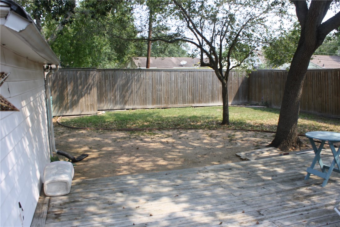 332 S Morningside Street Corpus Christi TX 48404
