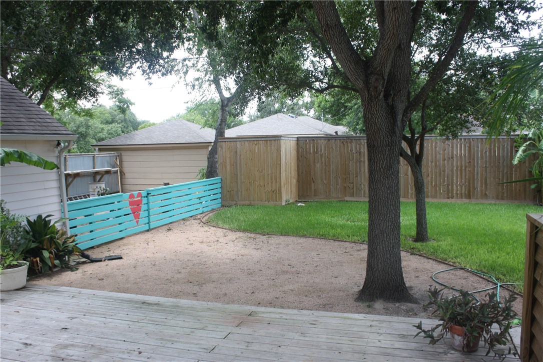 332 S Morningside Street Corpus Christi TX 48404