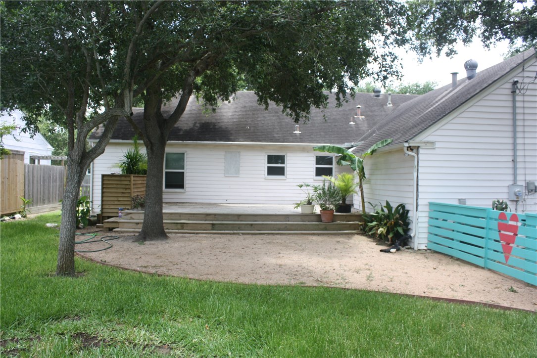 332 S Morningside Street Corpus Christi TX 48404