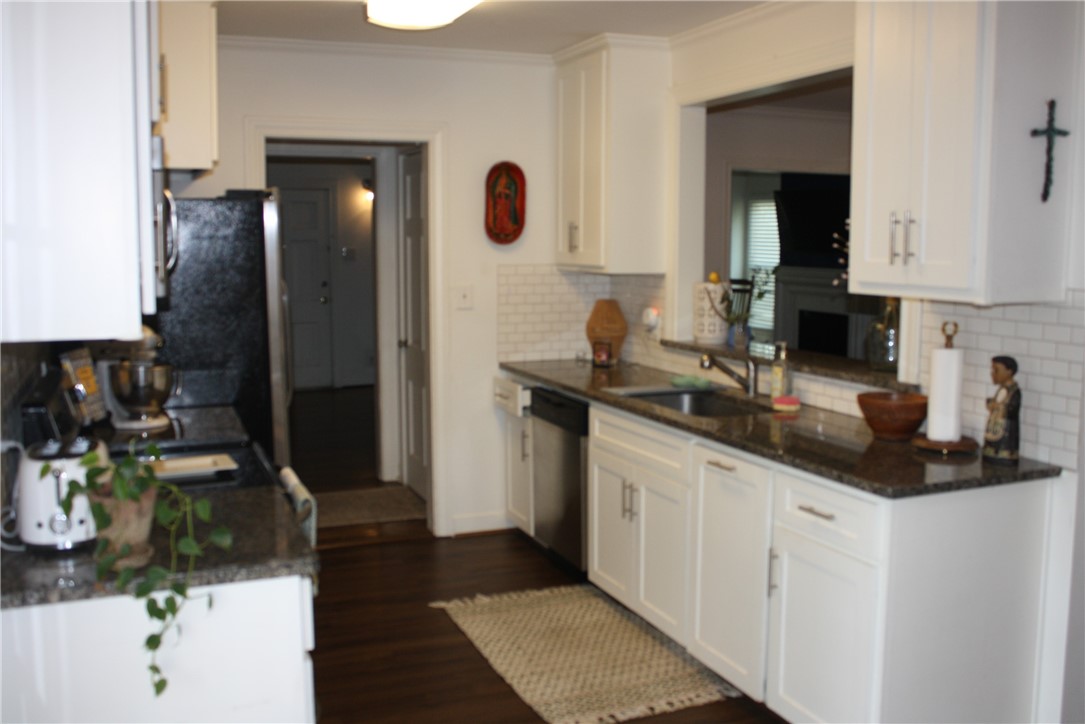 332 S Morningside Street Corpus Christi TX 48404