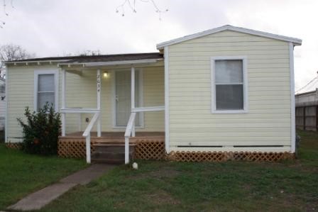 2634 Riggan Street Corpus Christi TX 78404