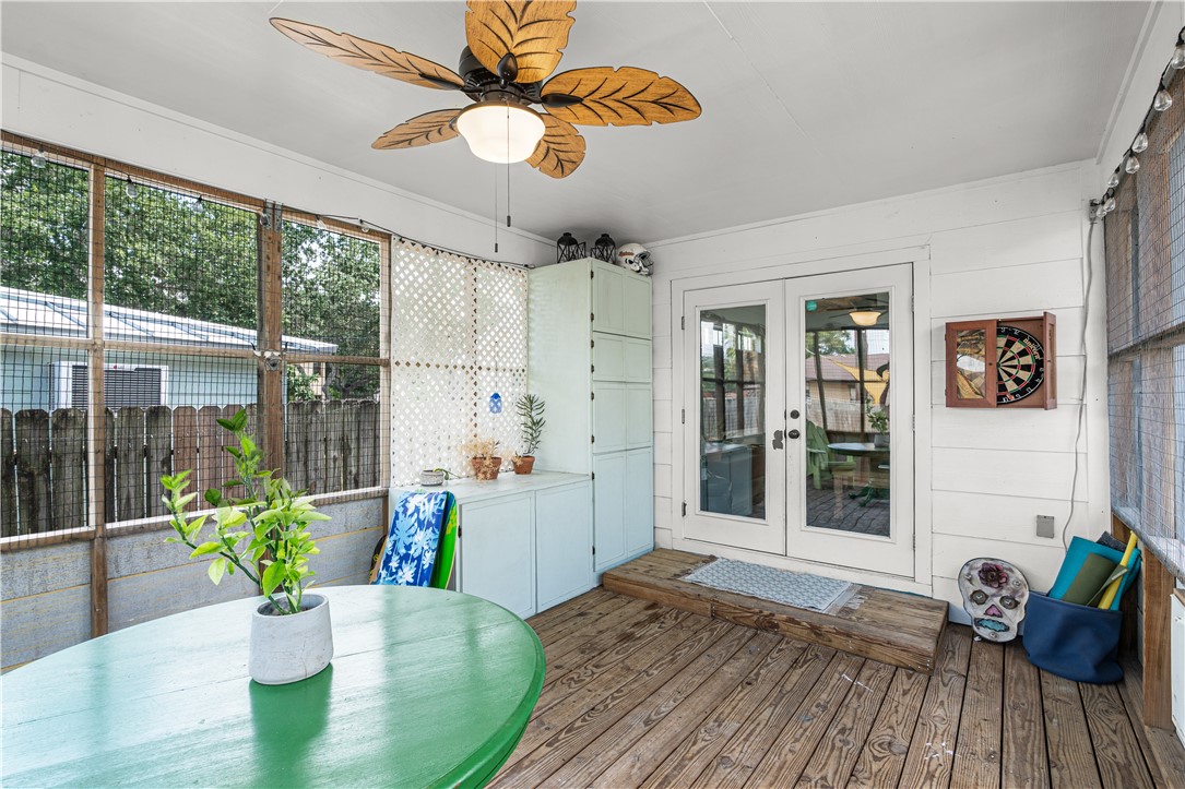 306 Naples Street Corpus Christi TX 78404