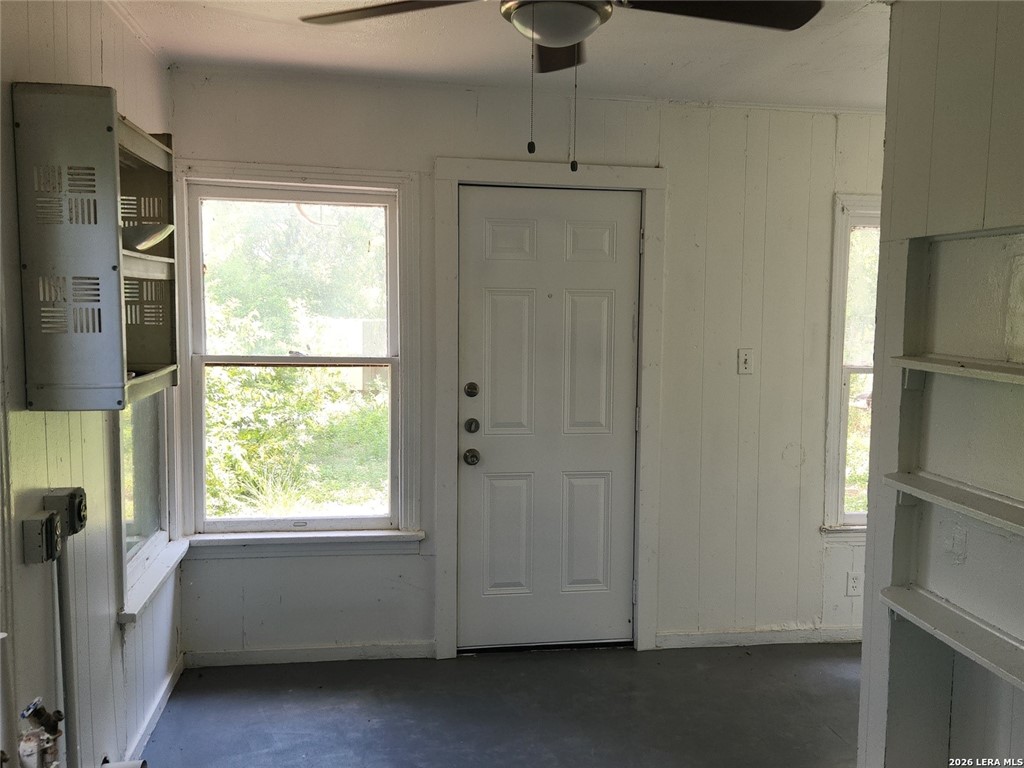 5106 Bartmer Avenue San Antonio TX 78228