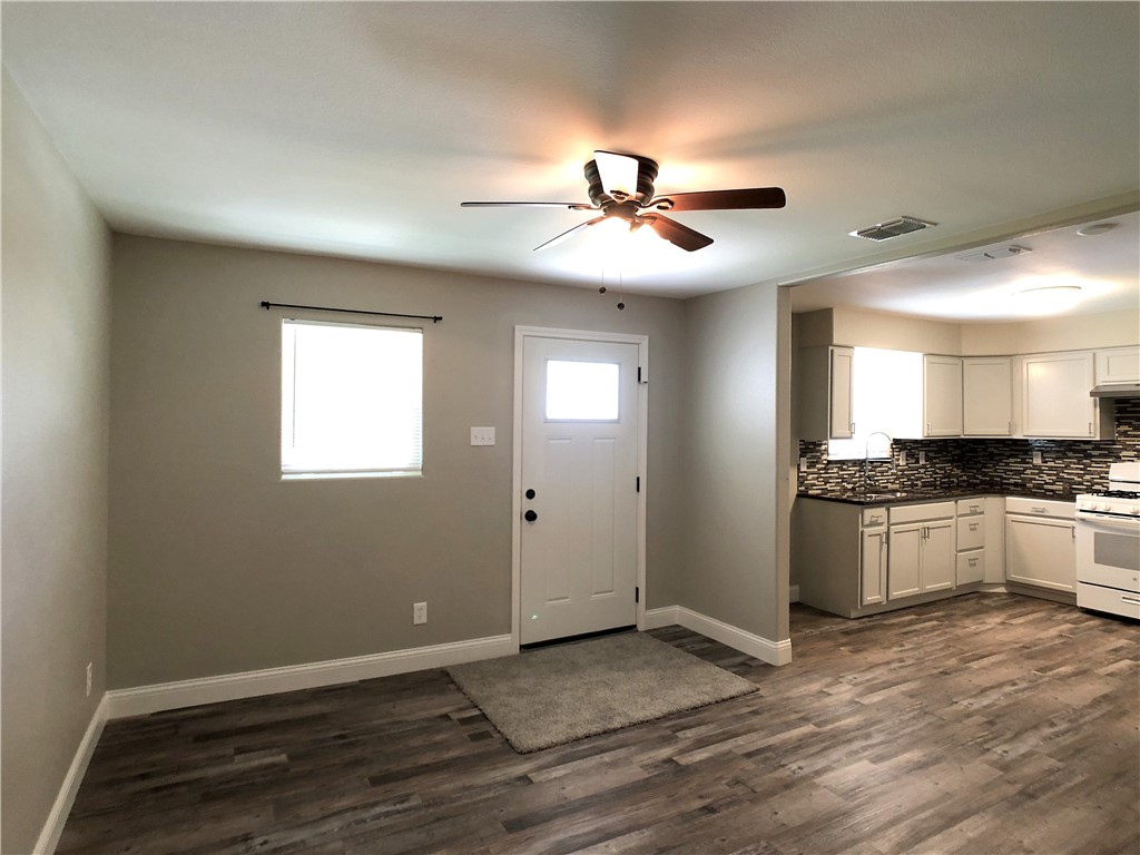2409 Crews Street 2409 Corpus Christi TX 78405