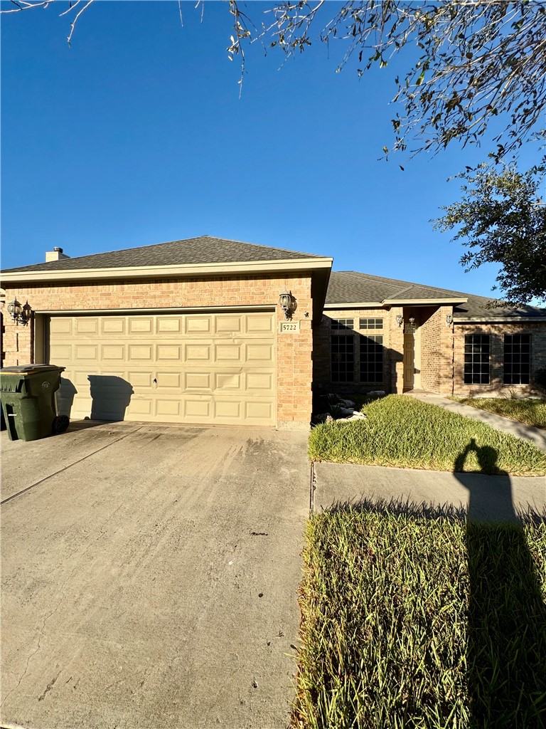 5722 Loire Boulevard Corpus Christi TX 78414