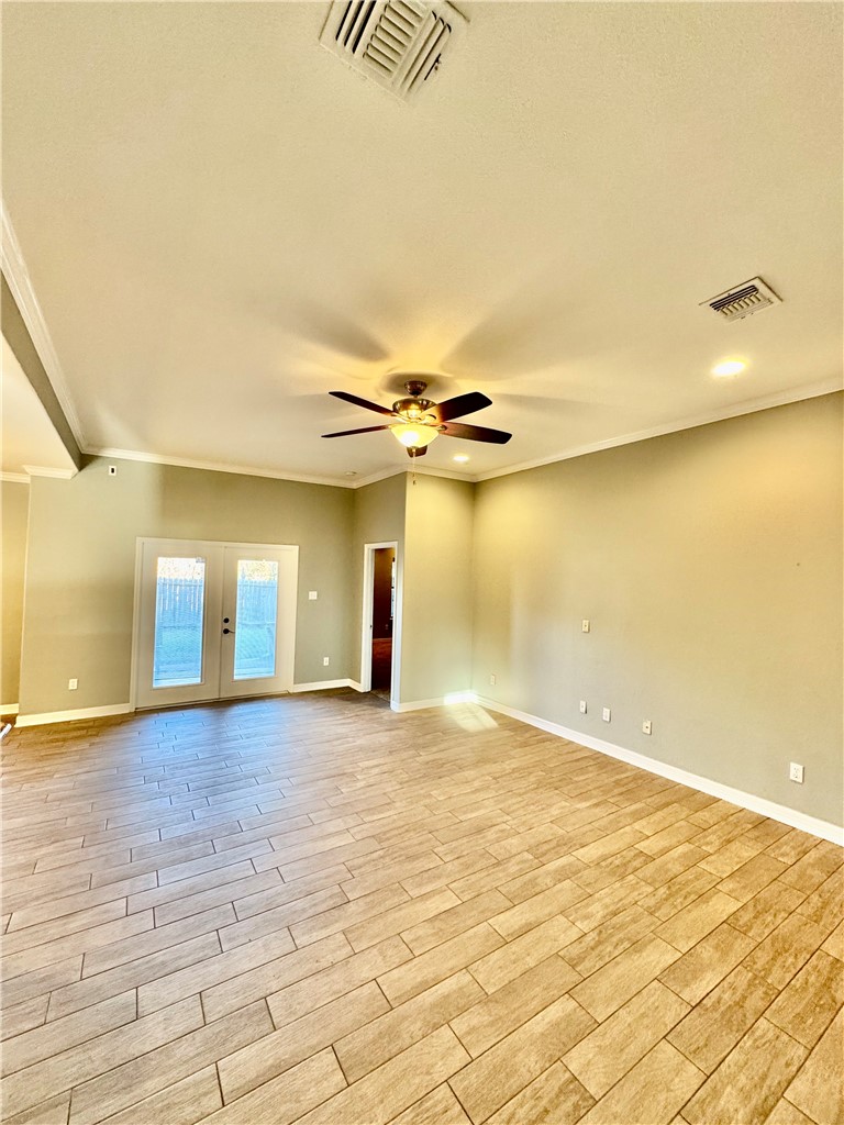 5722 Loire Boulevard Corpus Christi TX 78414