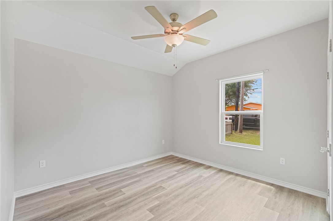 1941 Crestmont Street Corpus Christi TX 78418