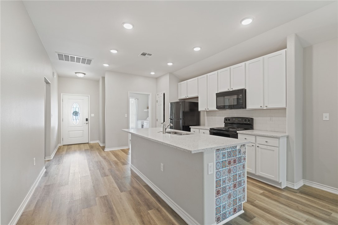 1941 Crestmont Street Corpus Christi TX 78418