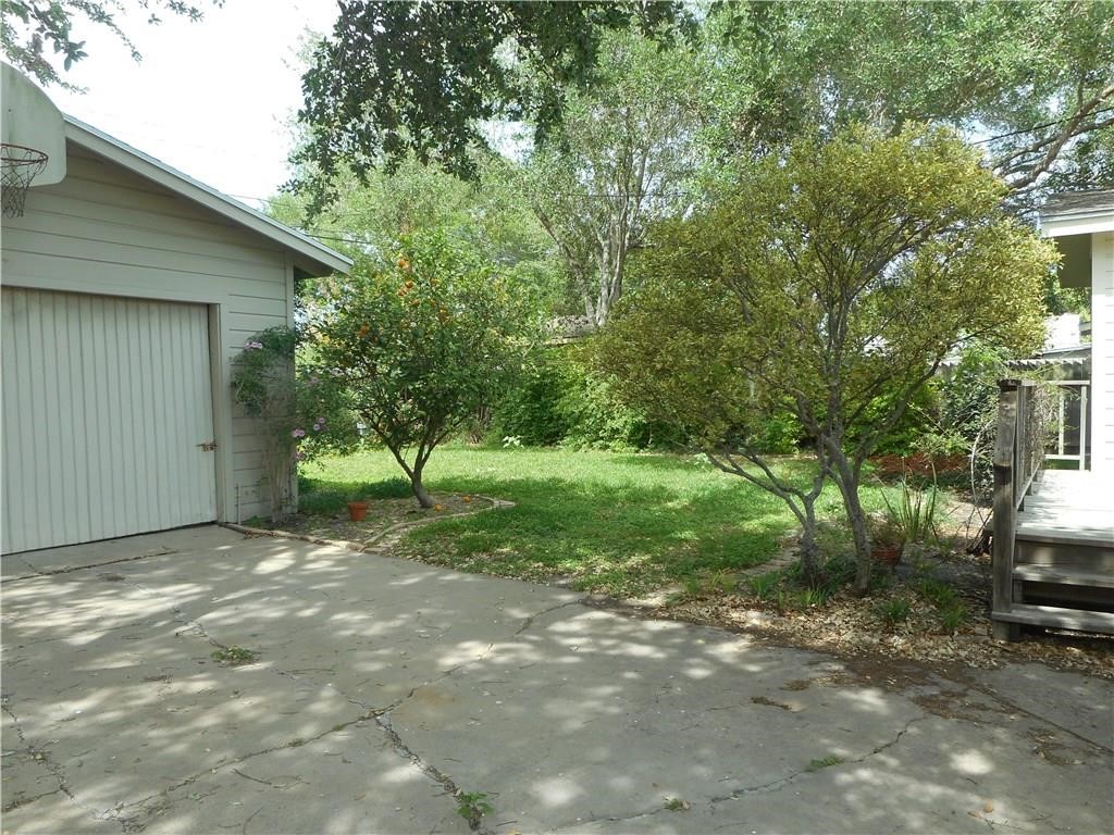 902 Wilshire Place Corpus Christi TX 78411
