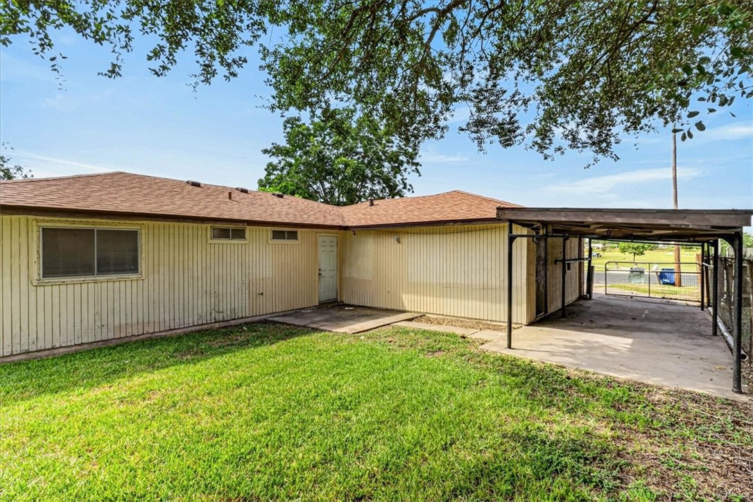 1622 La Joya Street Corpus Christi TX 78417