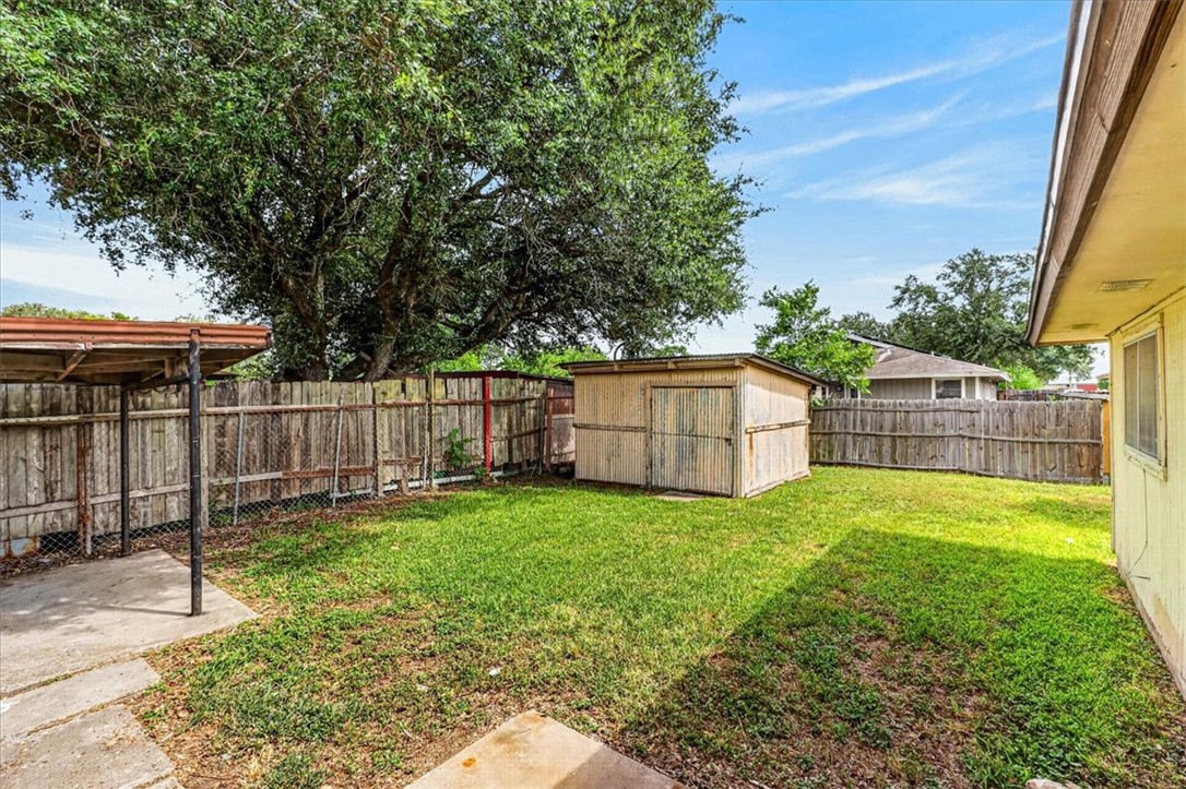 1622 La Joya Street Corpus Christi TX 78417