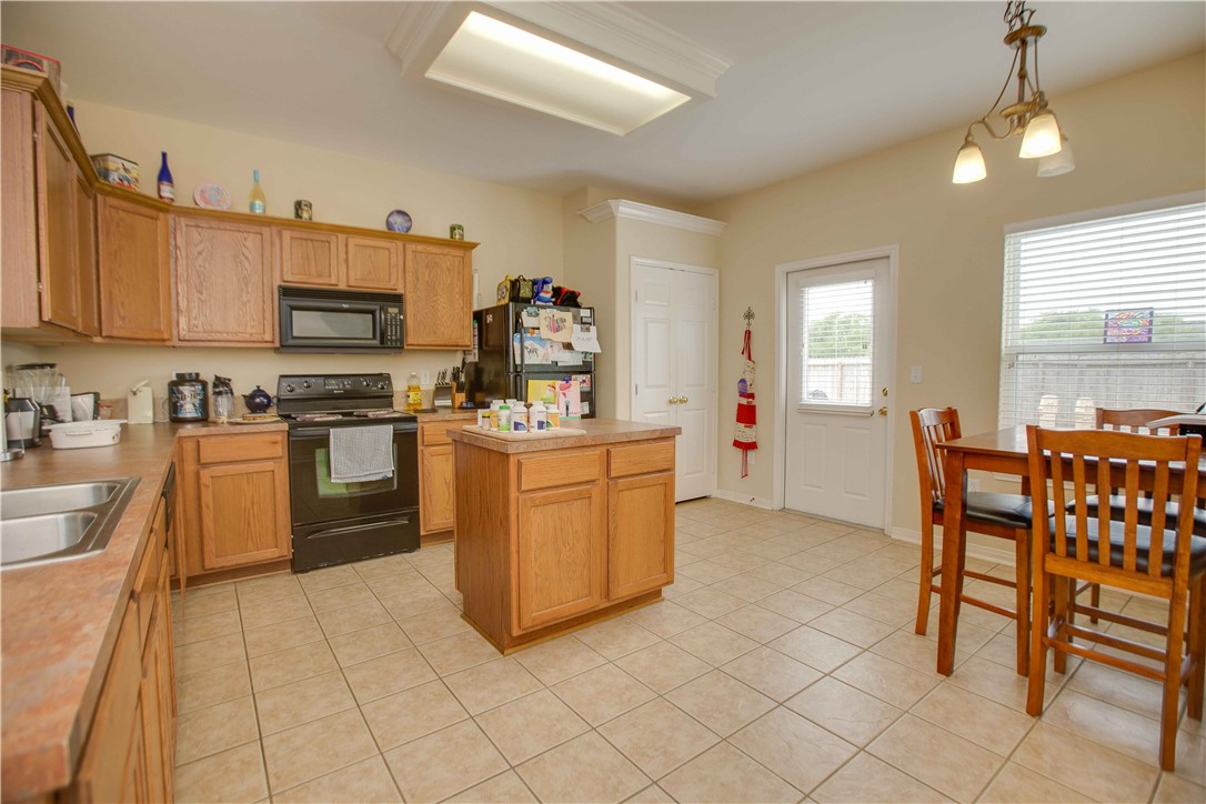 7534 Angelwing Drive Corpus Christi TX 78414