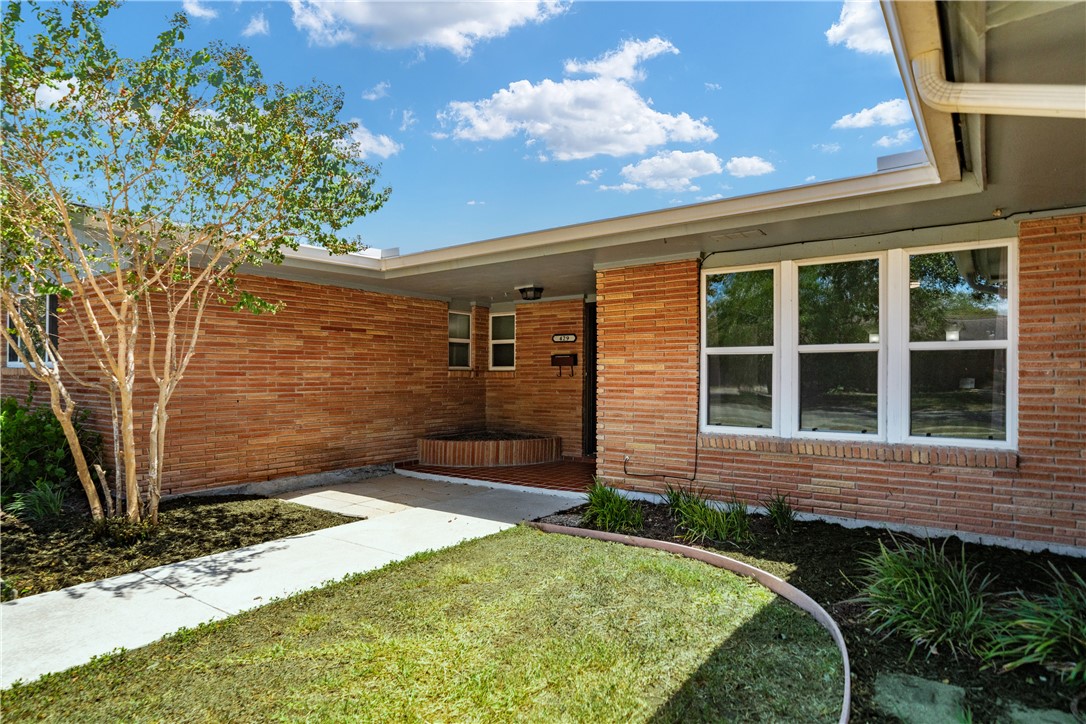 429 Montclair Drive Corpus Christi TX 78412